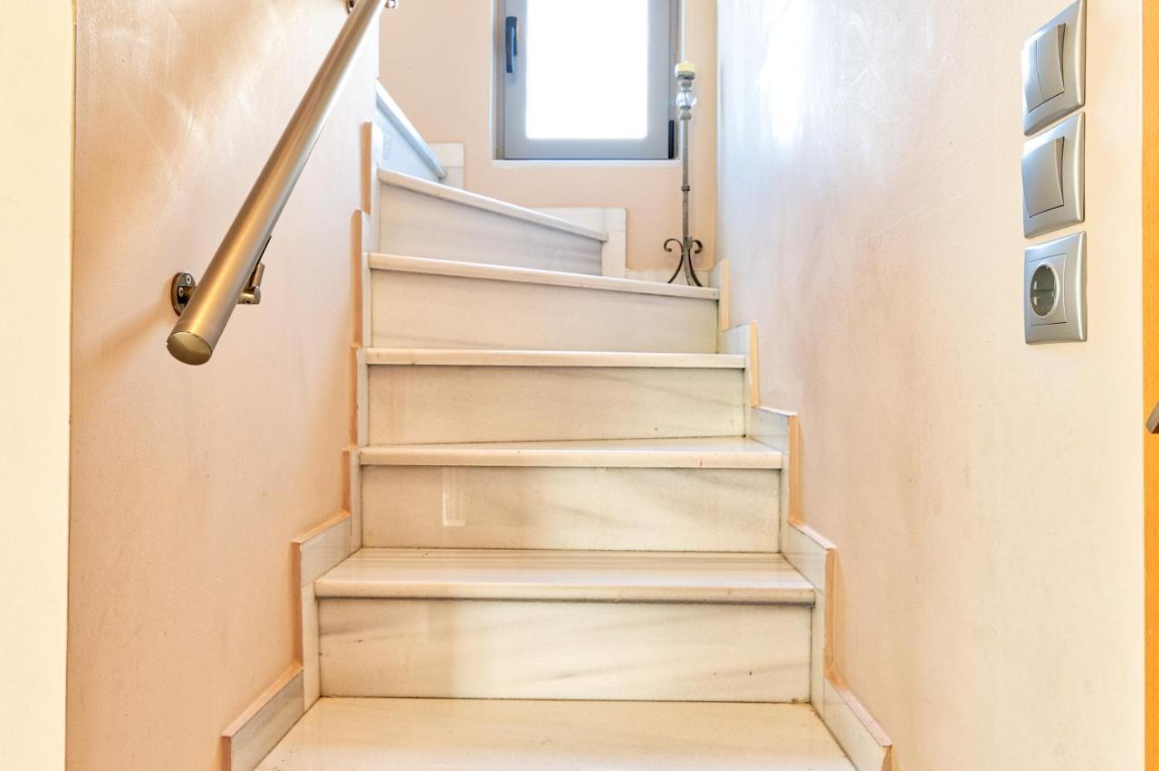 Elegant New Maisonette Near The Sea Aegina Luaran gambar